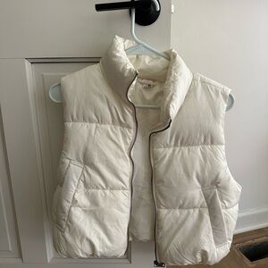 Double Zero Cream Puffer Vest